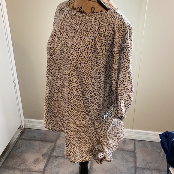 Michael Kors top - Picture 3 of 6